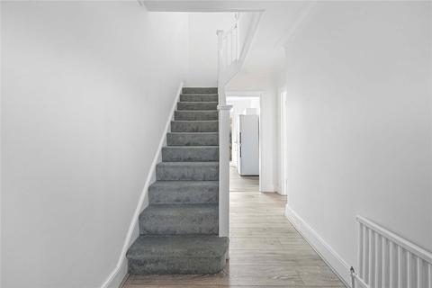 3 bedroom end of terrace house to rent, Chesterton Terrace, Plaistow E13
