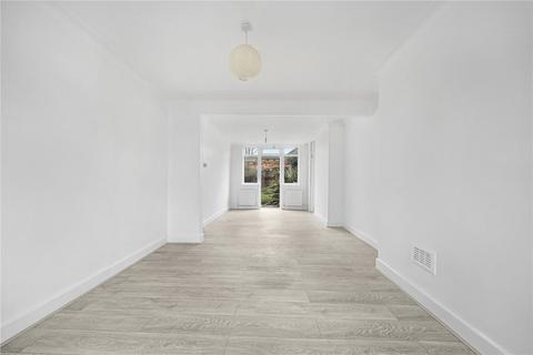 3 bedroom end of terrace house to rent, Chesterton Terrace, Plaistow E13