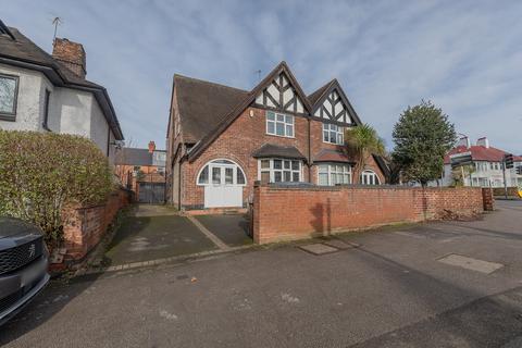 5 bedroom house of multiple occupation for sale, Derby Road, Nottingham NG7
