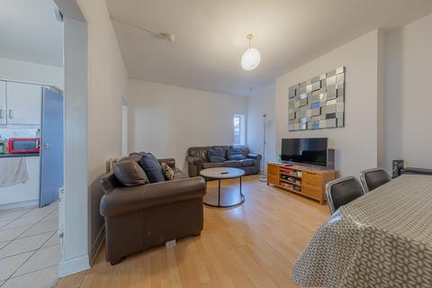 5 bedroom house of multiple occupation for sale, Derby Road, Nottingham NG7
