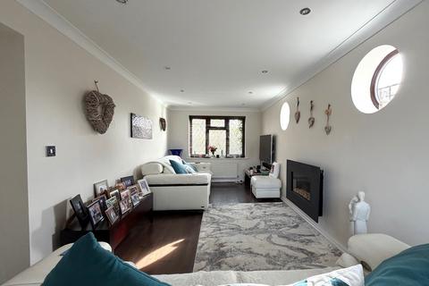 4 bedroom detached house for sale, Thurston Road, Saltney, CHESTER