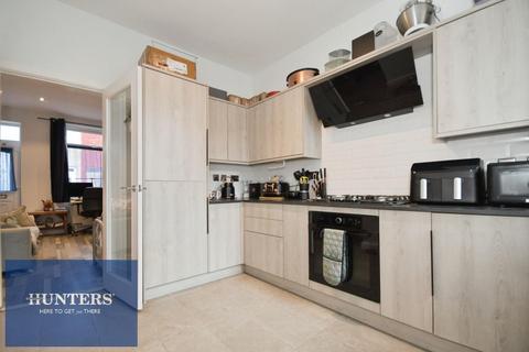 2 bedroom terraced house for sale, Hawthorne Street, Chesterfield, S40 2EG