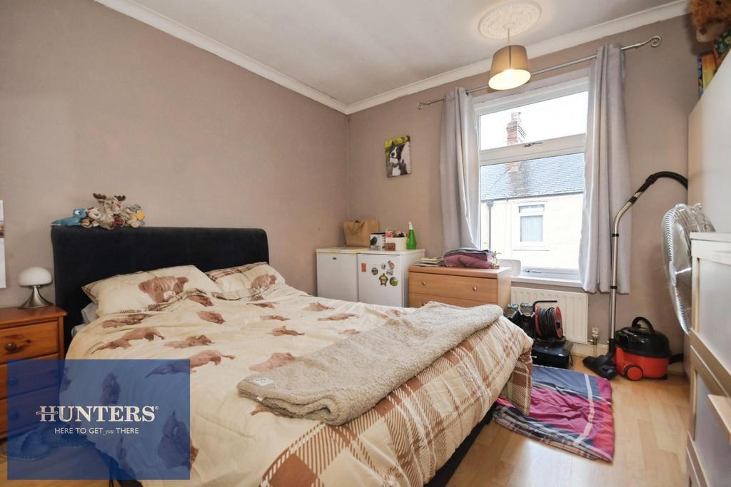 BED 1 02.jpg