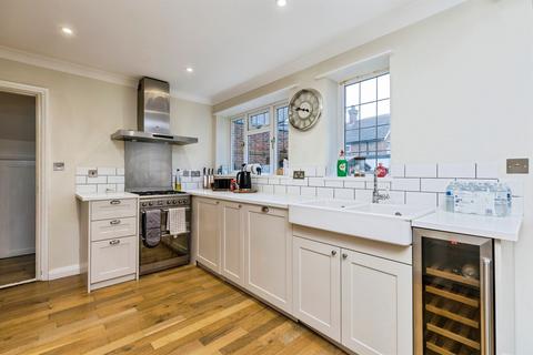 undefined, Newlands Road, Crawley