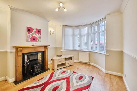 3 bedroom semi-detached house for sale, Regent Avenue, Tividale, Oldbury
