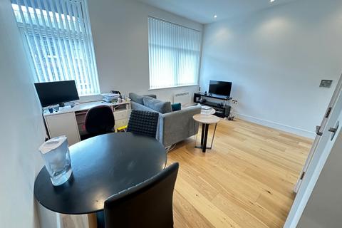 1 bedroom apartment to rent, The Landmark, Flowers Way, Luton, Bedfordshire, LU1 3GA