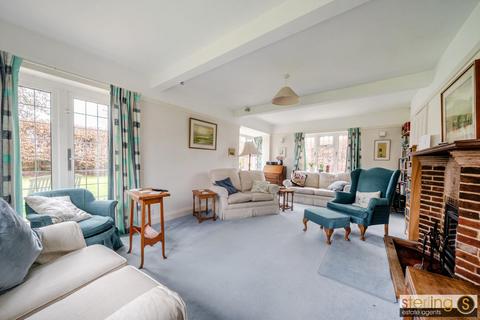 6 bedroom house for sale, Park View, Aston Clinton,