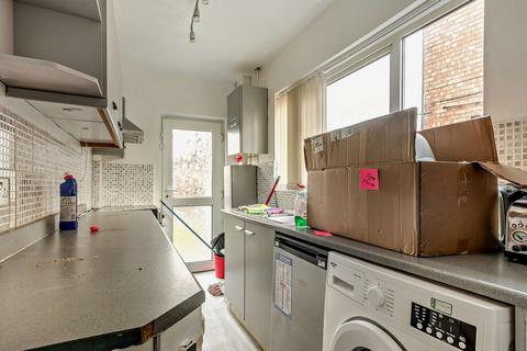 3 bedroom semi-detached house for sale, West Crescent, Beeston, Nottingham, NG9
