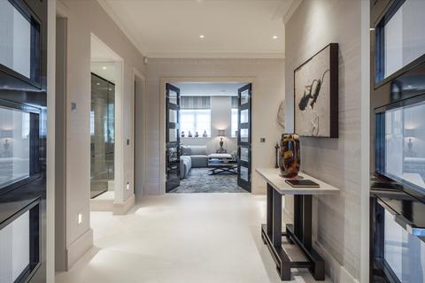 6 bedroom detached house for sale, Winnington Road, Hampstead Garden Suburbs, London N2
