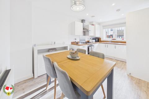 3 bedroom semi-detached house for sale, Farley Way, Hardwicke, Gloucester GL2 4EU