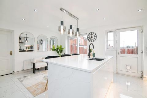 4 bedroom detached house for sale, New Meeting Street, Oldbury