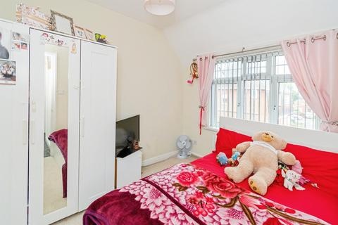 2 bedroom end of terrace house for sale, Butts Road, Southampton