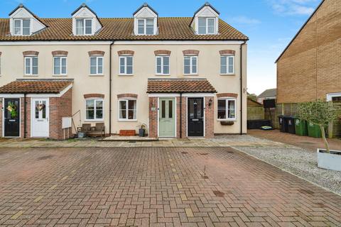 3 bedroom terraced house for sale, Jackson Close, Bradwell, Great Yarmouth