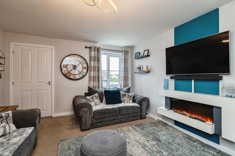 3 bedroom terraced house for sale, Jackson Close, Bradwell, Great Yarmouth
