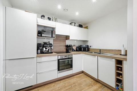 1 bedroom apartment for sale, Milles Square, London