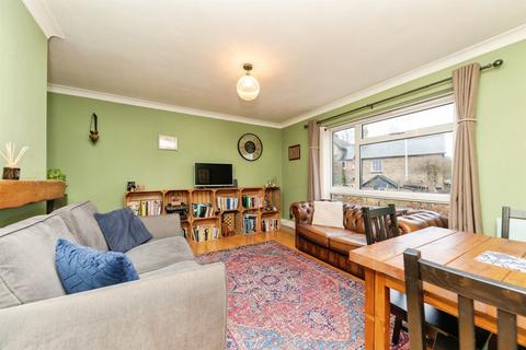 2 bedroom flat for sale, Vicarage Lane, Waterford, Hertford