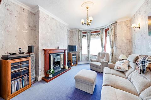 3 bedroom terraced house for sale, Plantation Road, Erith
