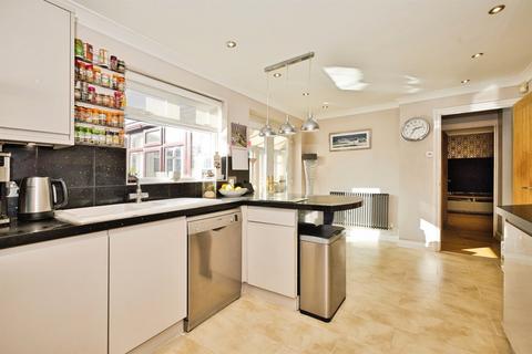 undefined, Ashwood Drive, YEOVIL