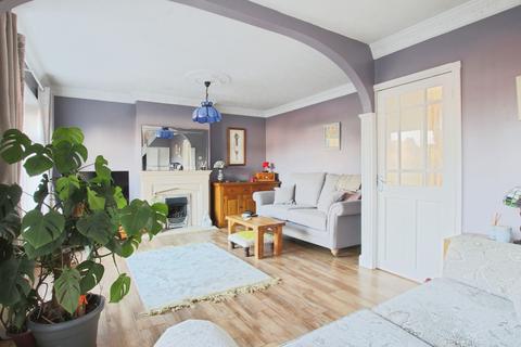 2 bedroom end of terrace house for sale, Galfrid Road, Bilton, Hull,  HU11 4EJ