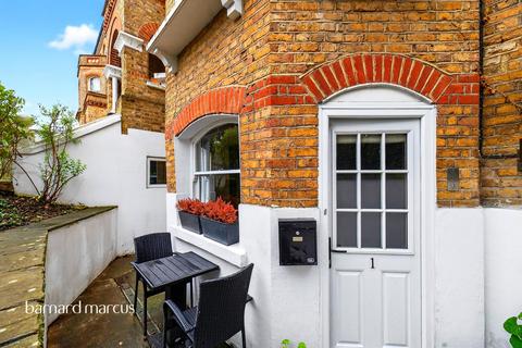 undefined, Ewell Road, SURBITON