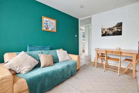2 bedroom maisonette for sale, Belvedere Close, Teddington TW11