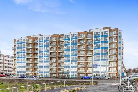 3 bedroom flat for sale, Kingsway, Hove