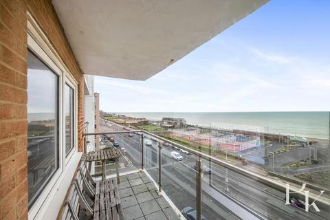 3 bedroom flat for sale, Kingsway, Hove