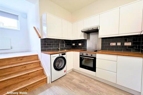 1 bedroom flat to rent, Umfreville Road, Haringey, N4