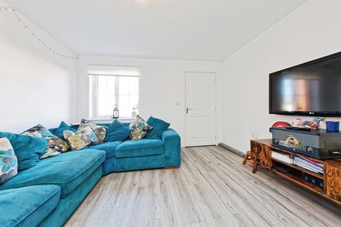 3 bedroom end of terrace house for sale, Central Boulevard, Aylesham, Canterbury