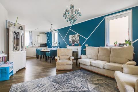 2 bedroom apartment for sale, Trumpington, Cambridge CB2