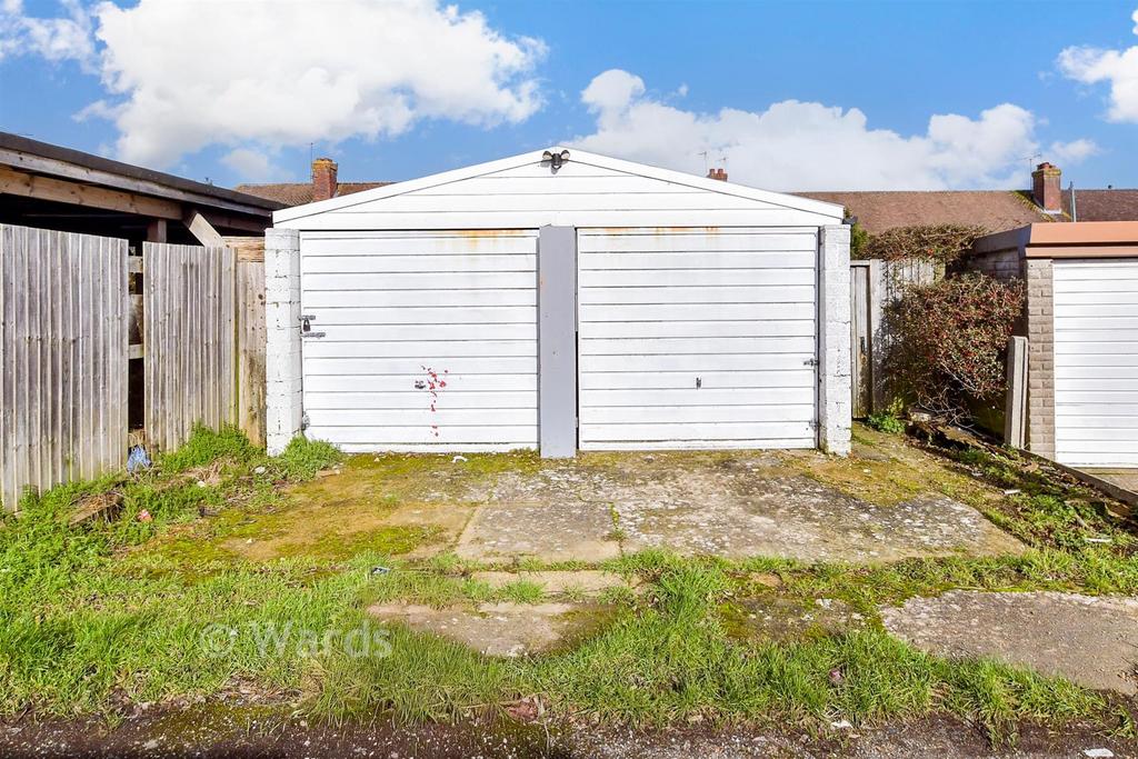 Driveway/Parking