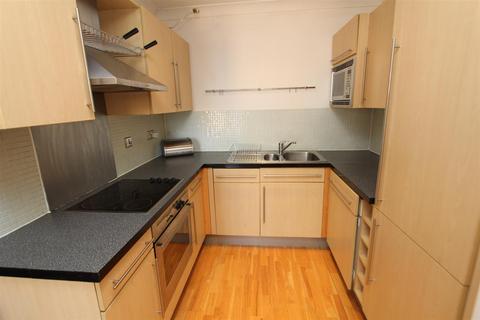 2 bedroom flat for sale, Merchants Quay, East Street