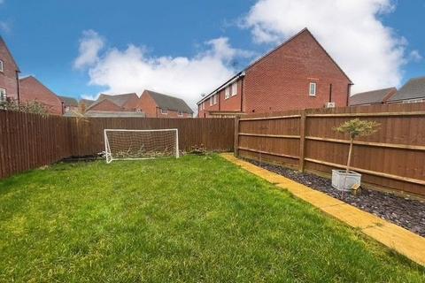 4 bedroom end of terrace house for sale, Angell Drive, Market Harborough LE16