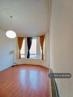 2 bedroom flat to rent, Hillfoot St, Glasgow, G31