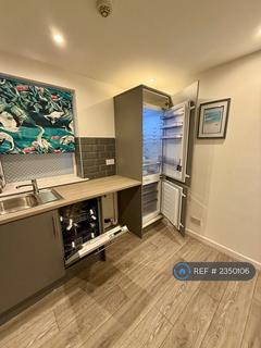 2 bedroom semi-detached house to rent, Whitegate Drive, Blackpool, FY3