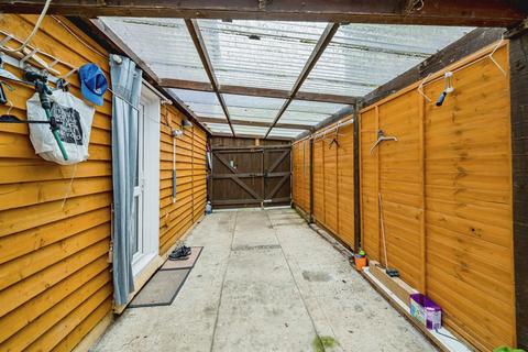 3 bedroom semi-detached house for sale, Birch Court, Aylesbury