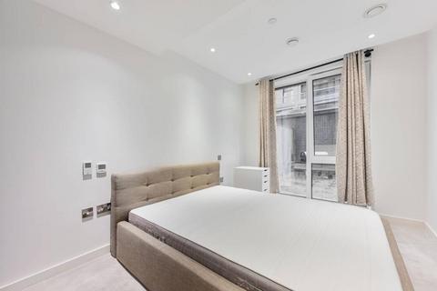 1 bedroom apartment to rent, Elizabeth Court, London SW1P