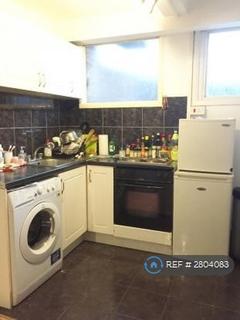 Studio to rent, Worship Street, London, EC2A