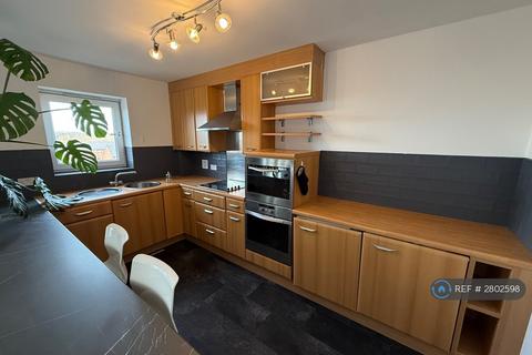 2 bedroom flat to rent, Lakeside Boulevard, Doncaster, DN4