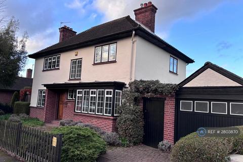 4 bedroom detached house to rent, Exeforde Avenue, Ashford, TW15