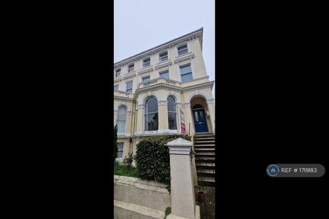 2 bedroom flat to rent, Spencer Road, Eastbourne, BN21