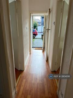2 bedroom flat to rent, Fenham, Newcastle Upon Tyne, NE5