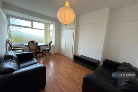 2 bedroom flat to rent, Fenham, Newcastle Upon Tyne, NE5