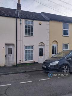 2 bedroom terraced house to rent, Fox Street, Gillingham, ME7