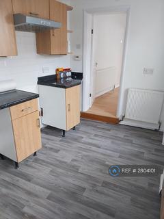 2 bedroom terraced house to rent, Fox Street, Gillingham, ME7