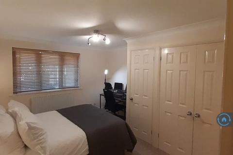 2 bedroom flat to rent, Rubens Place, London, SW4
