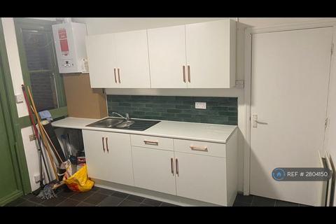 1 bedroom flat to rent, Livingstone Buildings, Gillingham, ME7