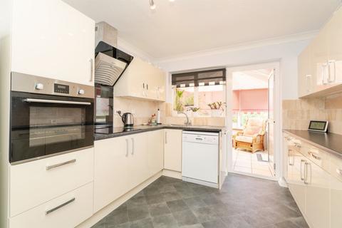 3 bedroom detached bungalow for sale, Gwyn Crescent, Fakenham