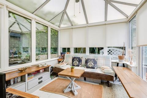 3 bedroom detached house for sale, Magnolia Way, Carterton
