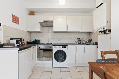 1 bedroom flat to rent, Hornsey Road, London, N19
